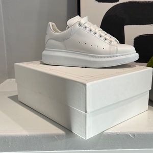 SOLD!!!! New Oversized Alexander McQueen white sneakers